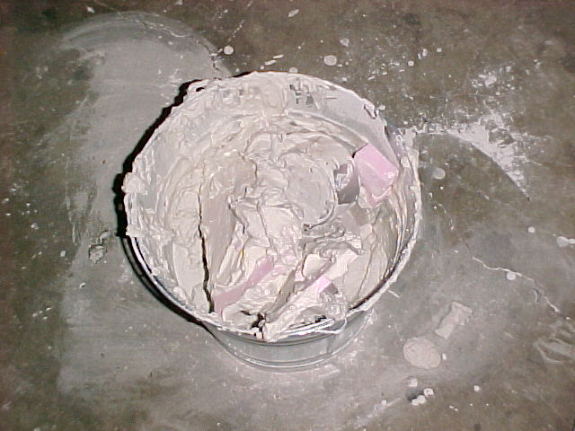 drywall mud sets up fast if exposed to air.jpg